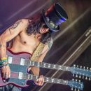 slash&roses12-1.jpg